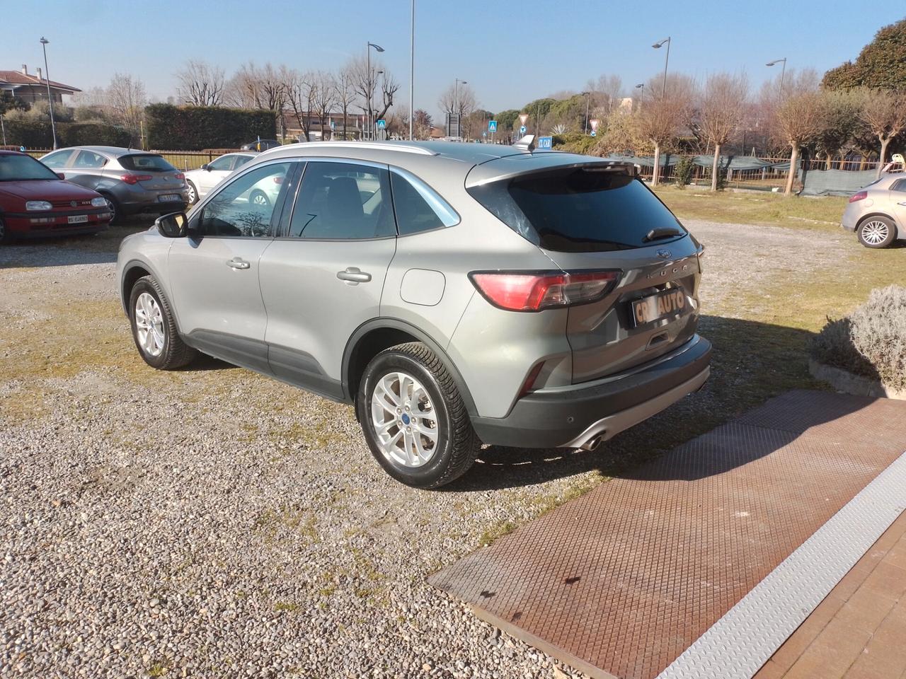 Ford Kuga 2.5 Full Hybrid 190 CV CVT 2WD Titanium