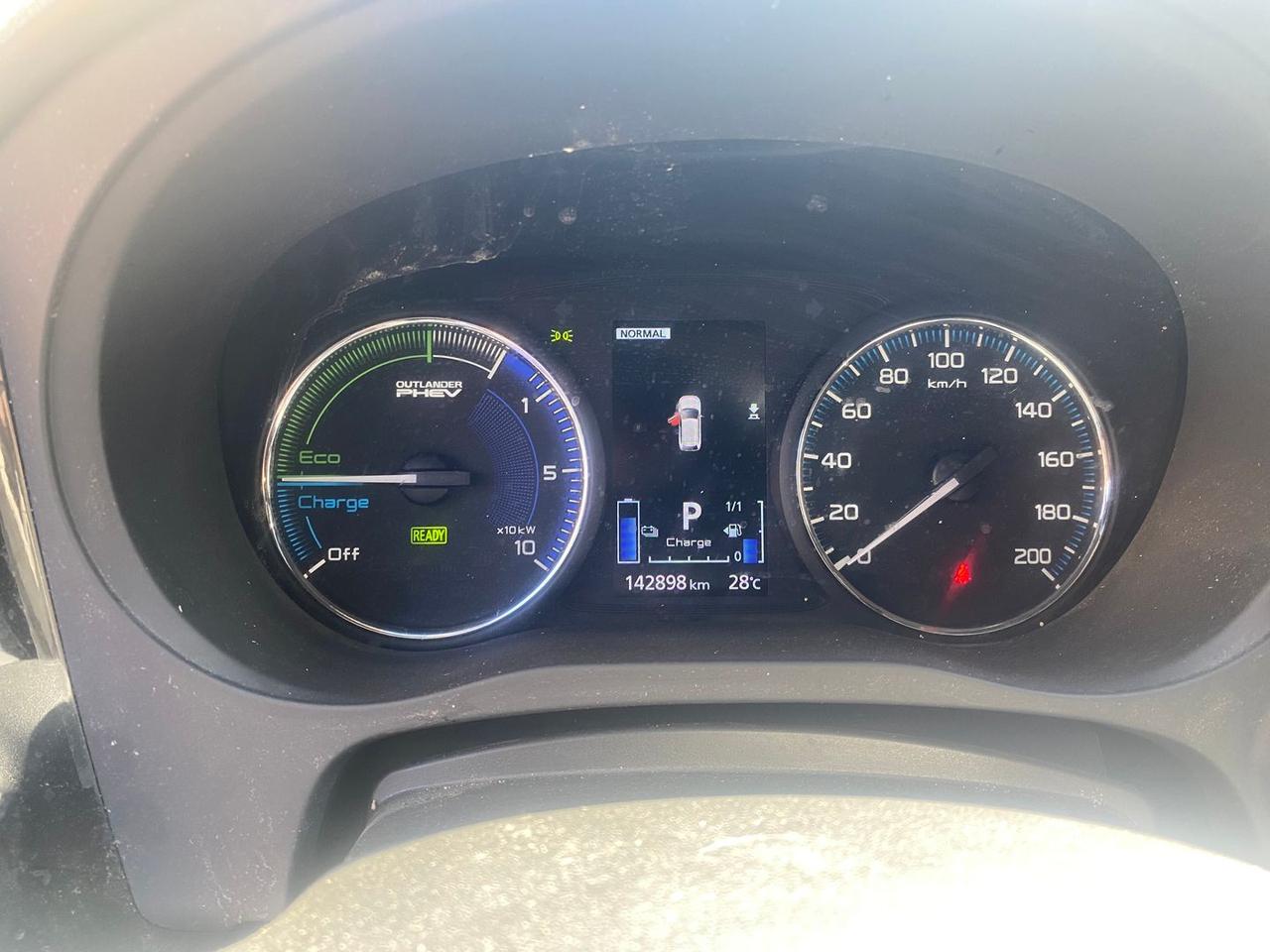 Mitsubishi Outlander 2.4 PHEV #50018