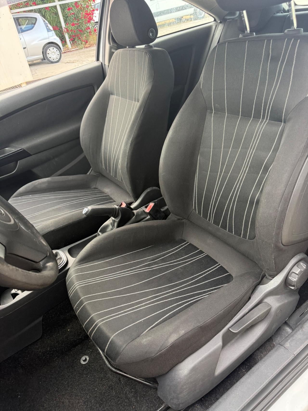 Opel Corsa Diesel 1.3 CDTi 75cv NEOPATENTATI OK