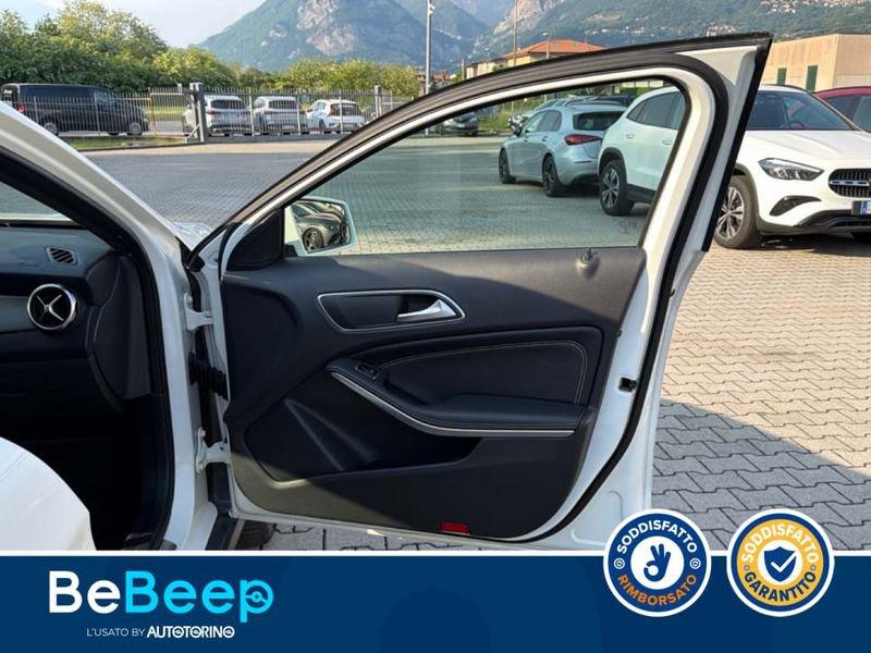 Mercedes-Benz GLA 200 SPORT AUTO