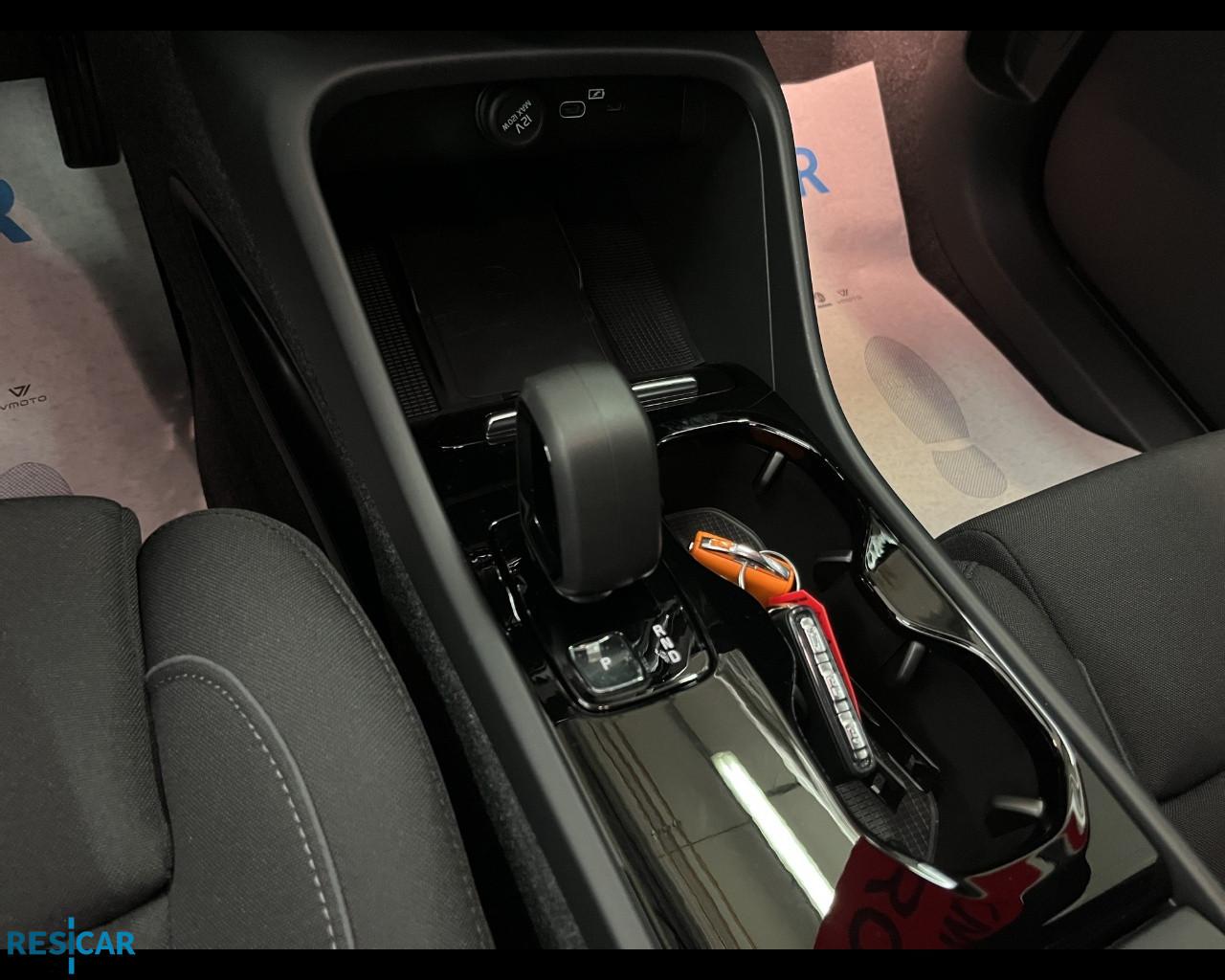 VOLVO XC40 RECHARGE SINGLE MOTOR EXTENDED RANGE CORE