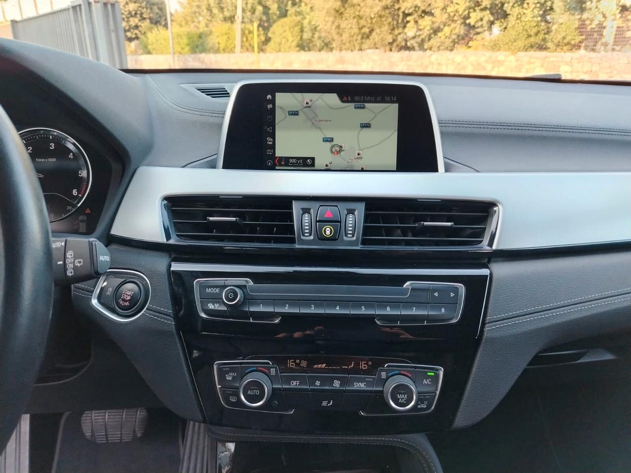 Bmw X2 sDrive18d Advantage Steptronic
