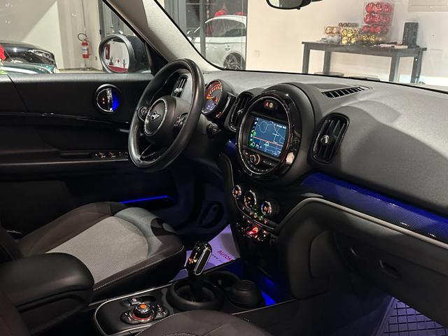 MINI Countryman Countryman 1.5 One D Hype (LED/Navi/Auto/BT)