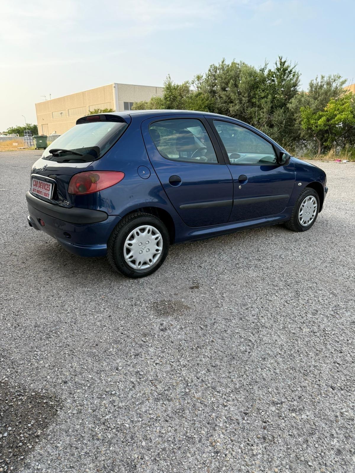 Peugeot 206 1.1 -NEOPATENTATI