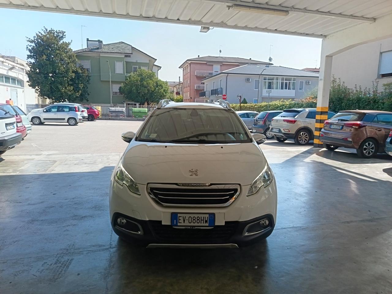 Peugeot 2008 1.6 VTi 120CV Allure