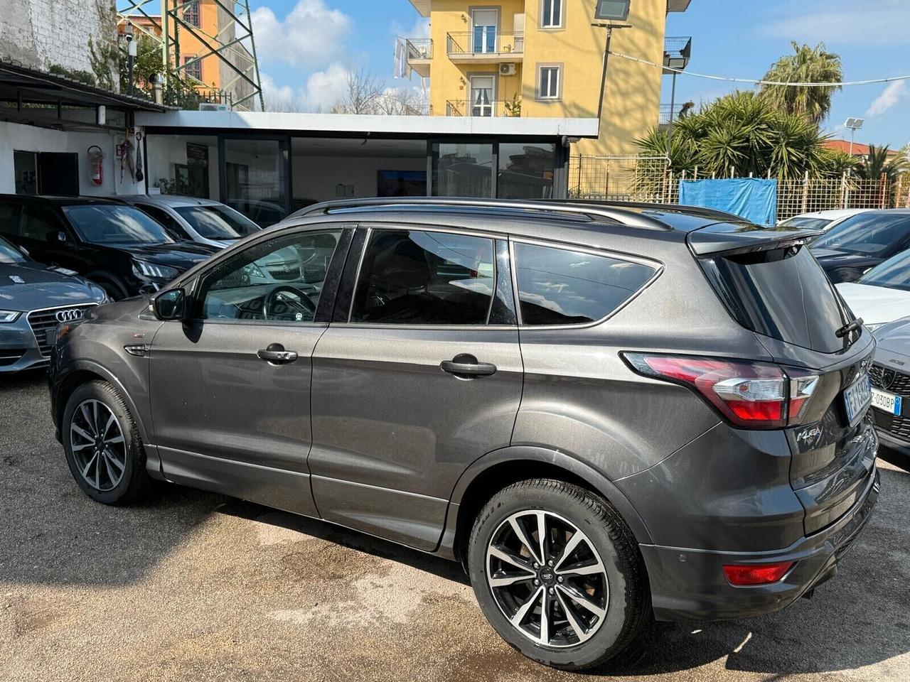 FORD KUGA 2.0 TDCI 150 CV S&S 2WD ST-LINE