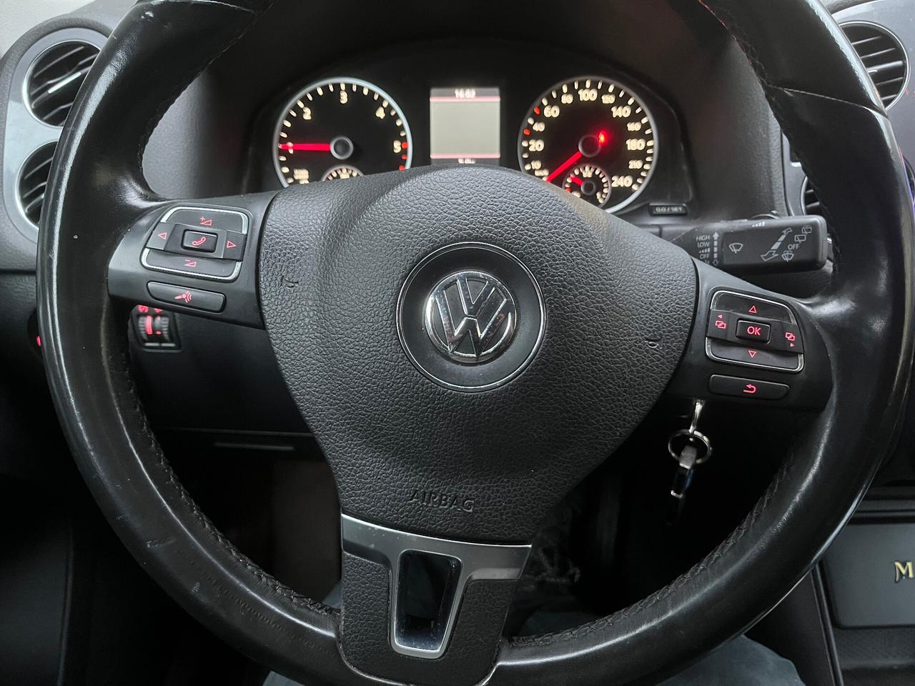 VOLKSWAGEN TIGUAN - 2.0 TDI 4MOTION (4X4)