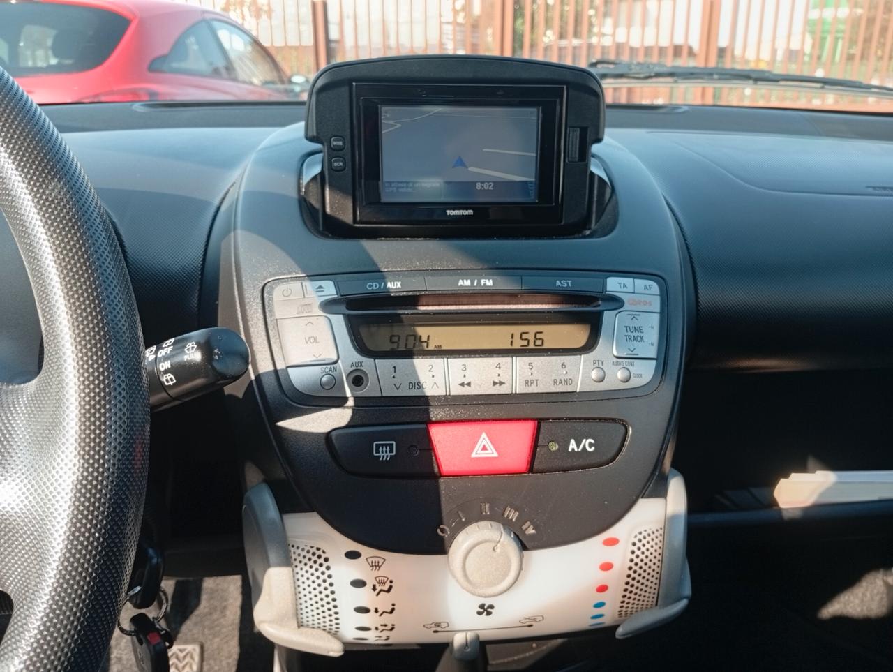 Toyota Aygo 1.0 12V VVT-i 3 porte Orange Connect NEOPATENTATI OK