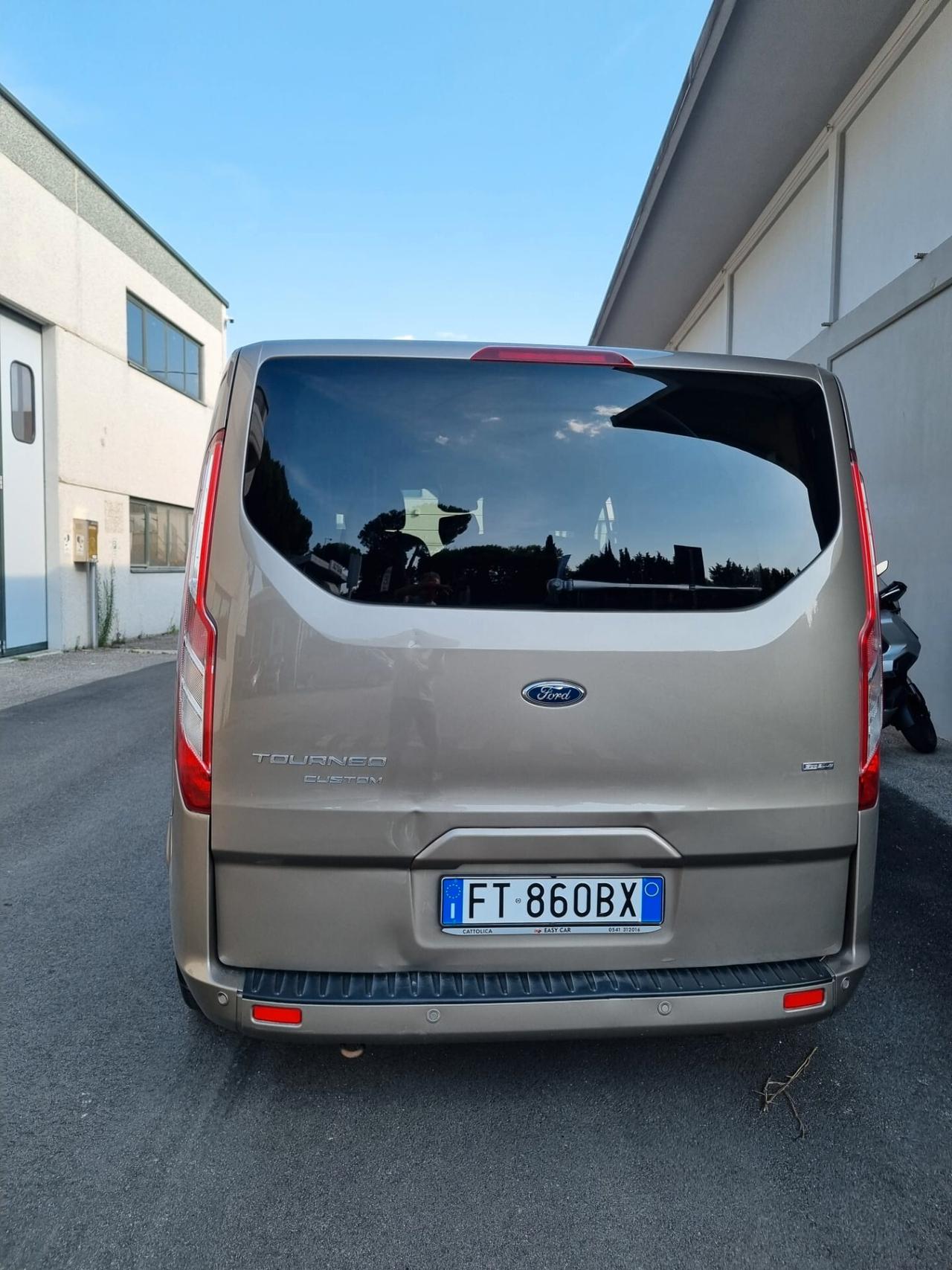 Ford Tourneo Custom Transit 2.0 TDCi 310 L1 Titanium 8 POSTI