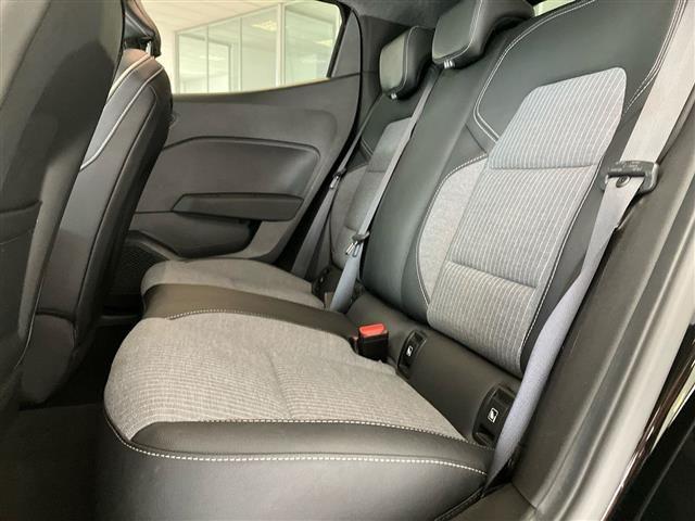 RENAULT Clio 1.0 TCe Techno