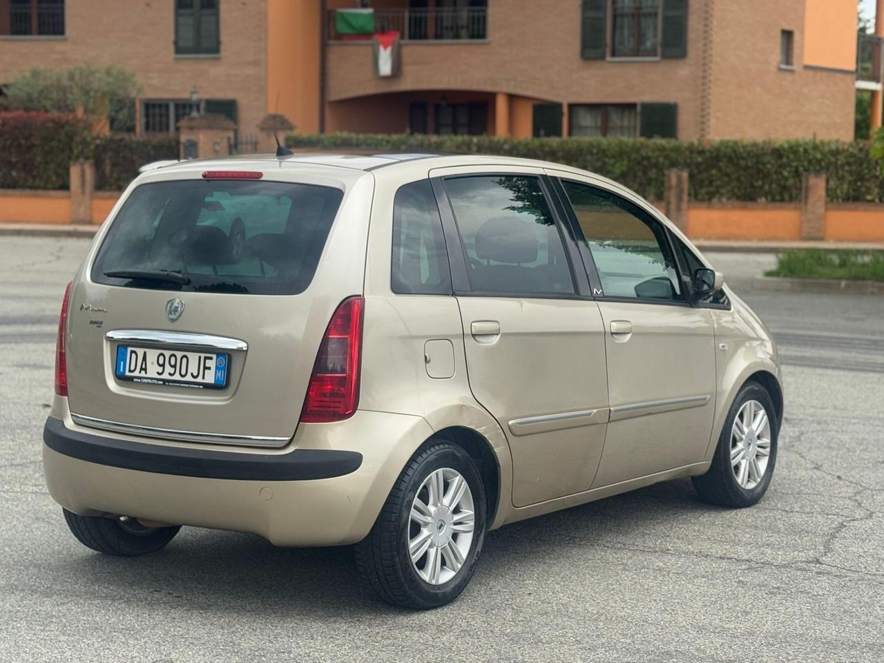 Lancia MUSA 1.4 16V Platino Plus