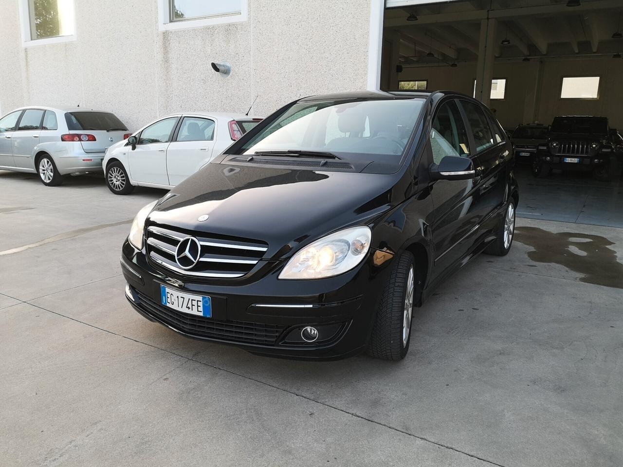 Mercedes-benz B 200 CDI Executive