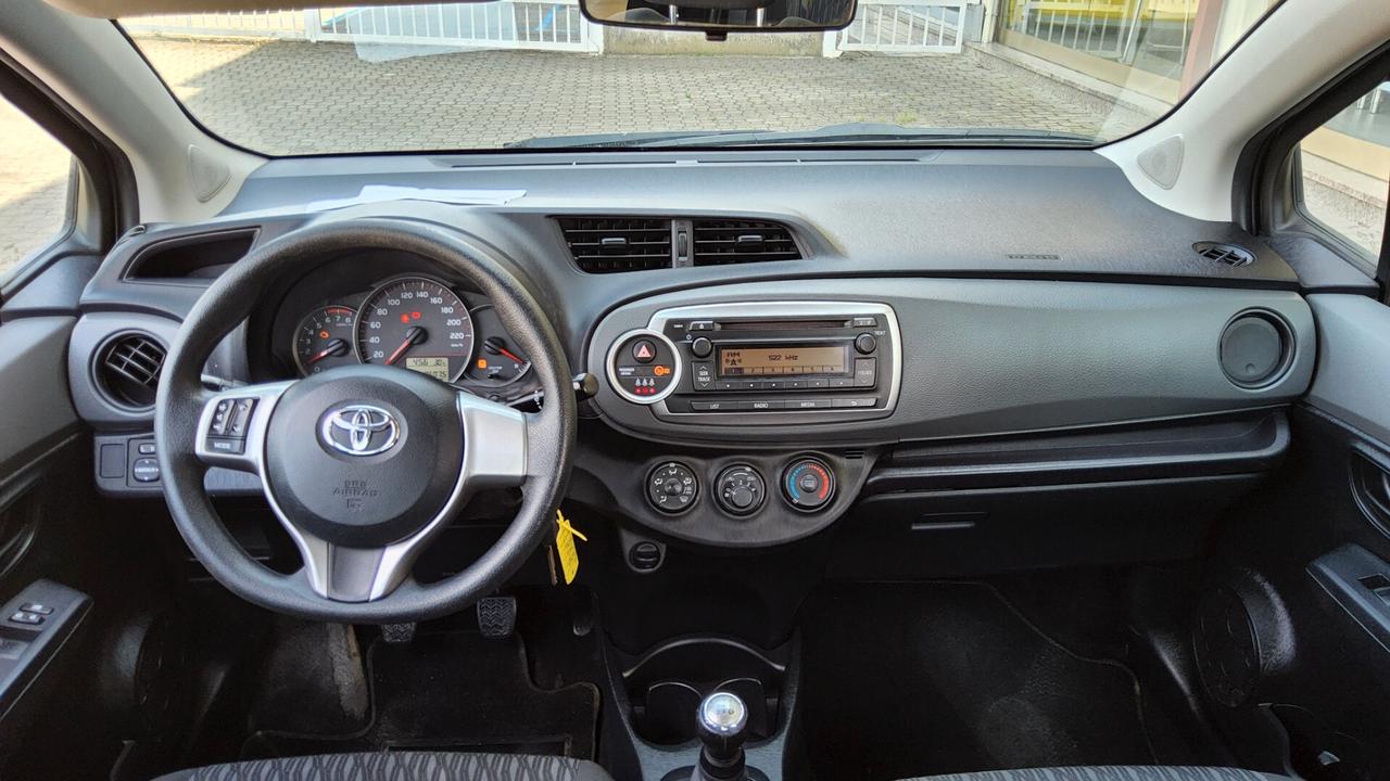Toyota Yaris 1.0 5 porte Lounge