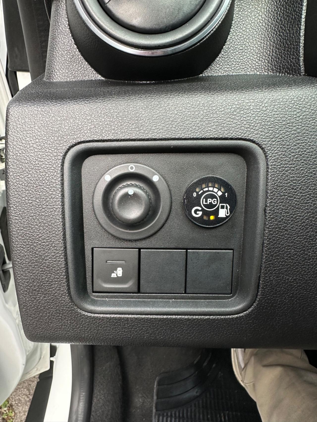 Dacia Duster 1.0 TCe 100cv ECO-G 4x2 Prestige