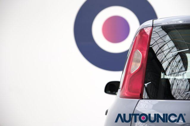FIAT Panda 1.0 FIREFLY S&S HYBRID NEOPATENTATI