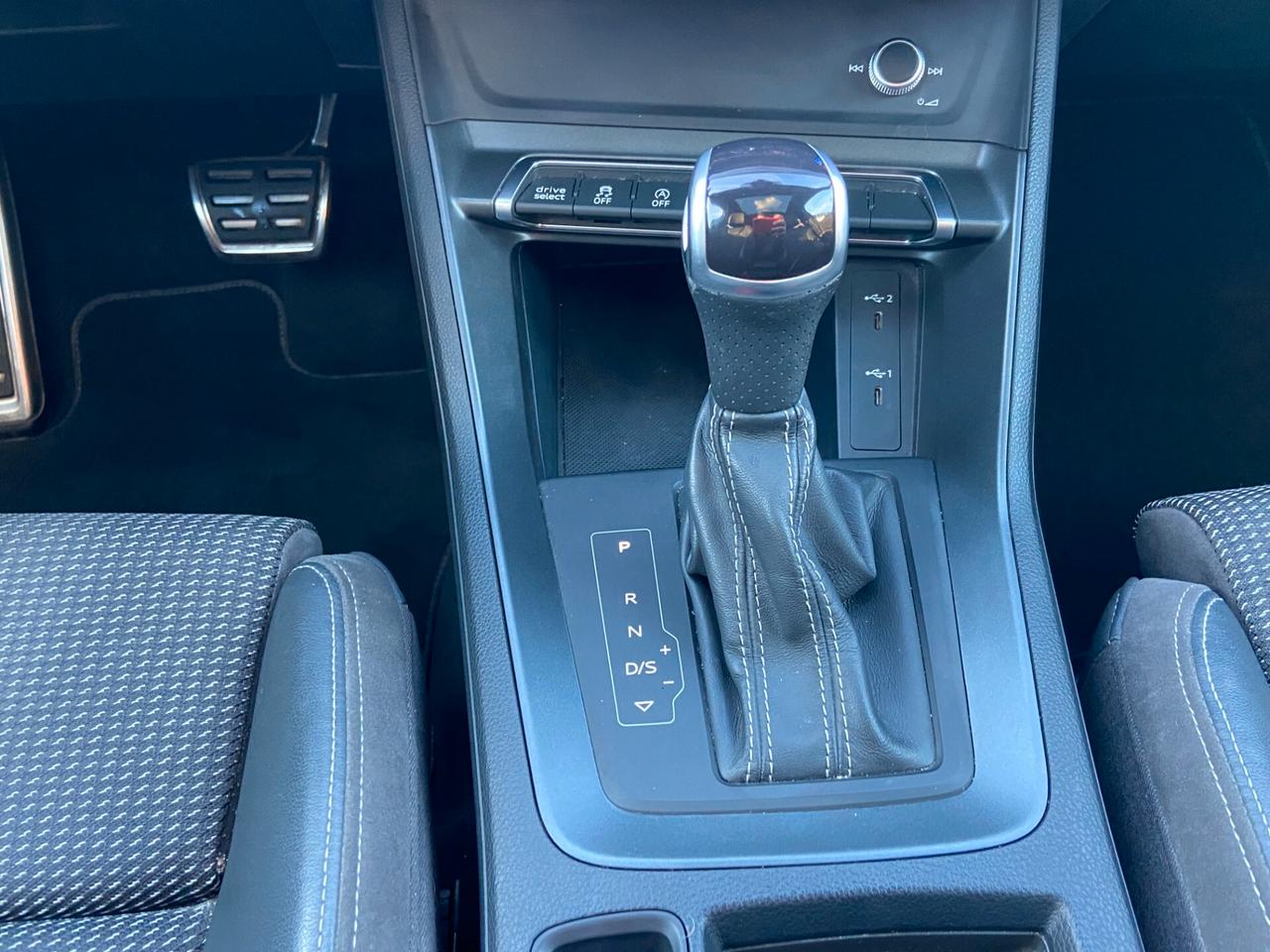 Audi Q3 Sportback 35 2.0 tdi S line s-tronic