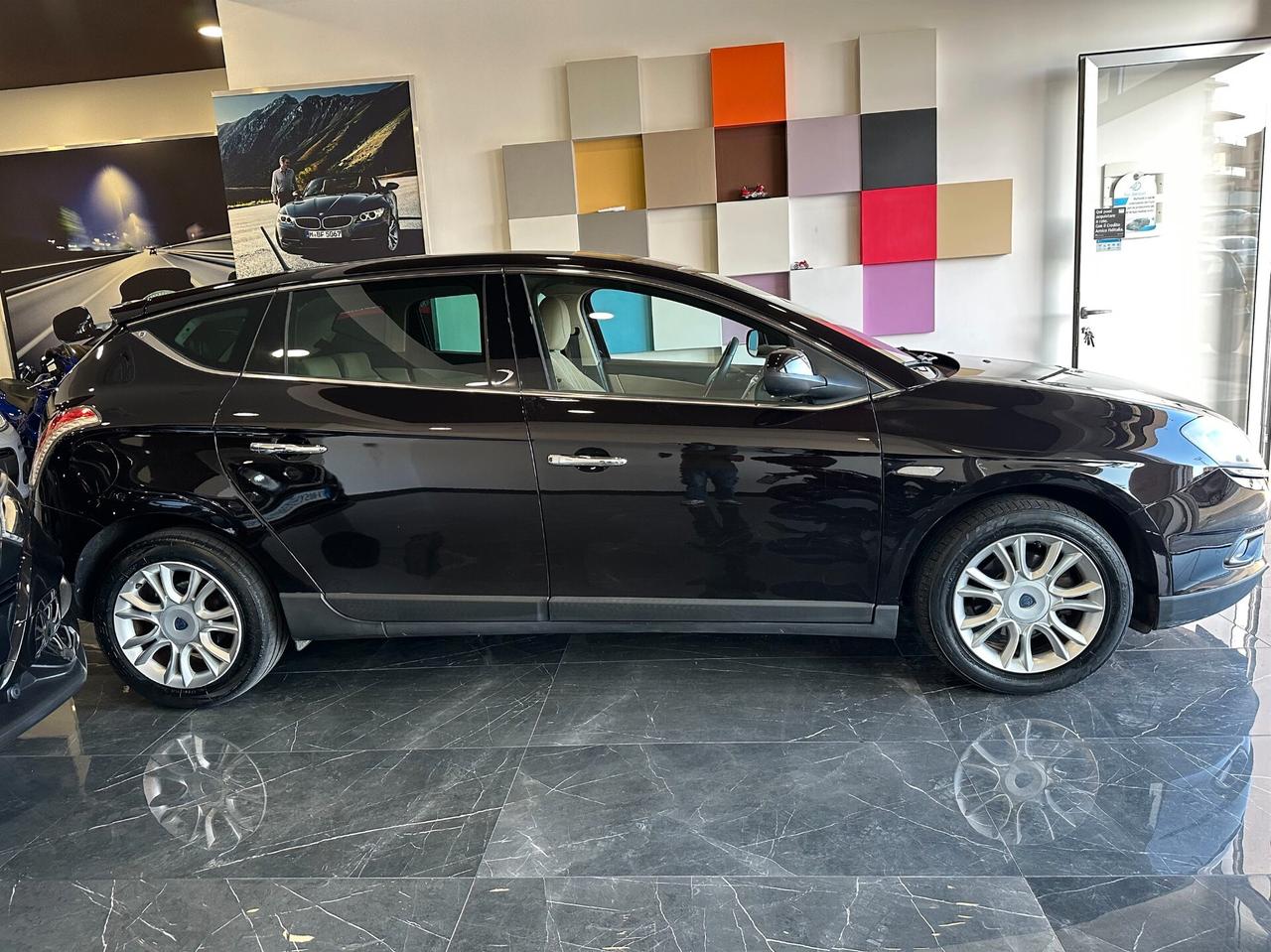 Lancia Delta 1.6 MJT DPF Gold