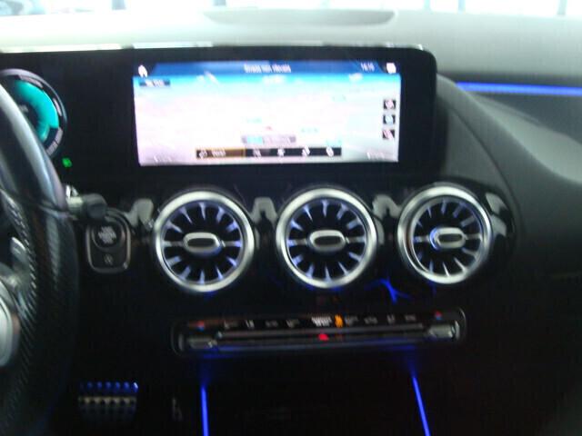 Mercedes-benz GLA 200d Automatic Premium 2020