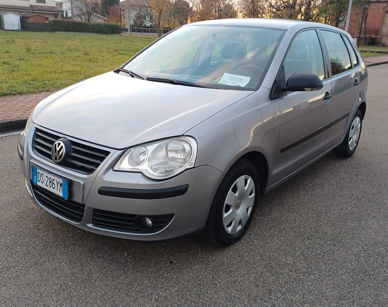 Volkswagen Polo 1.2/70CV 12V 5p. Comfortline