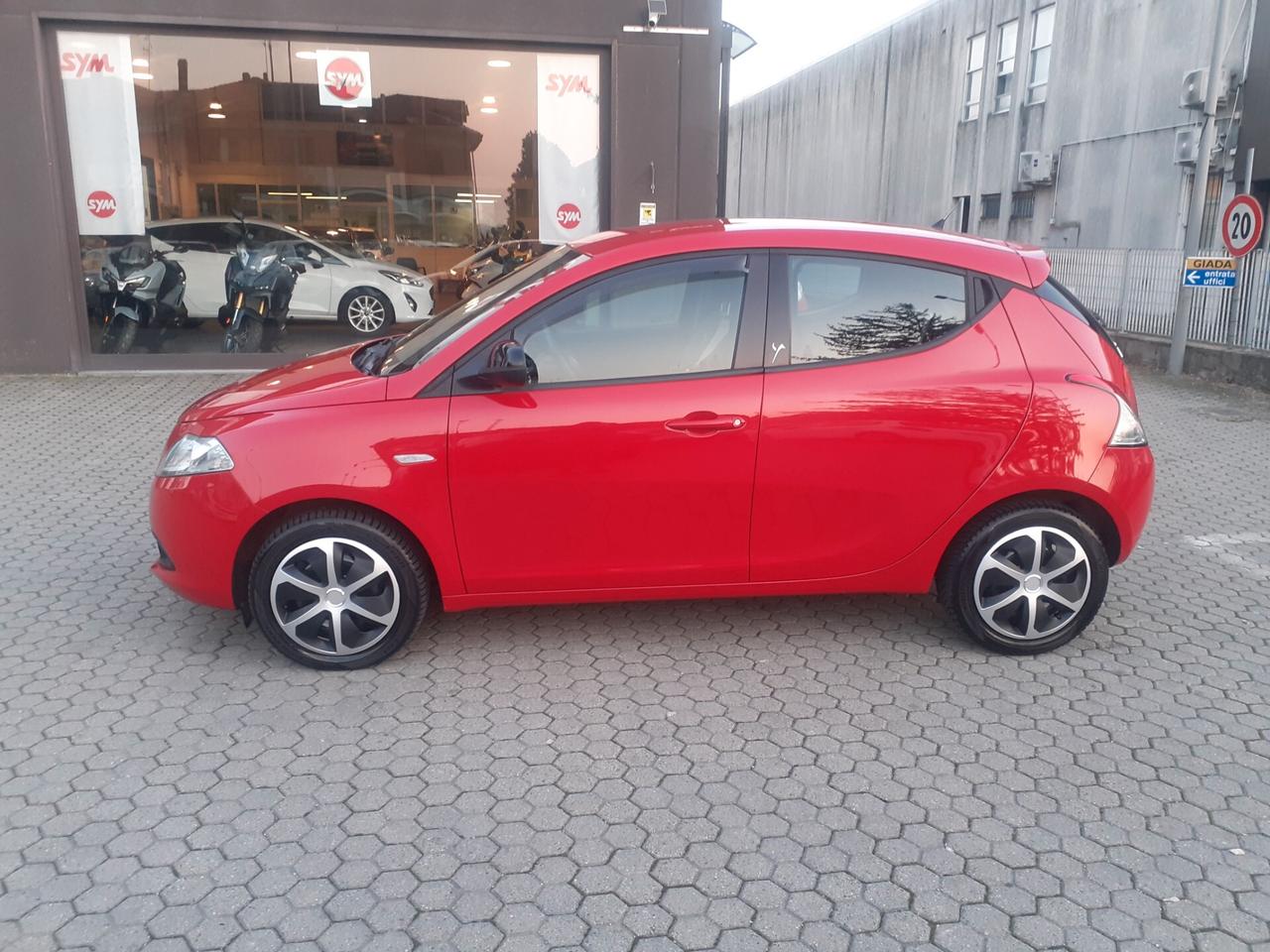 Lancia Ypsilon 1.2 69 CV