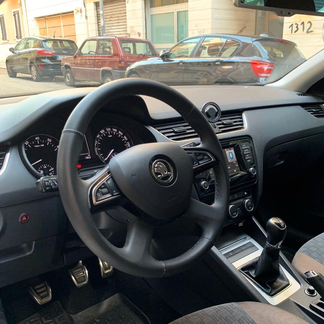 Skoda Octavia 1.4 metano sw 110cv