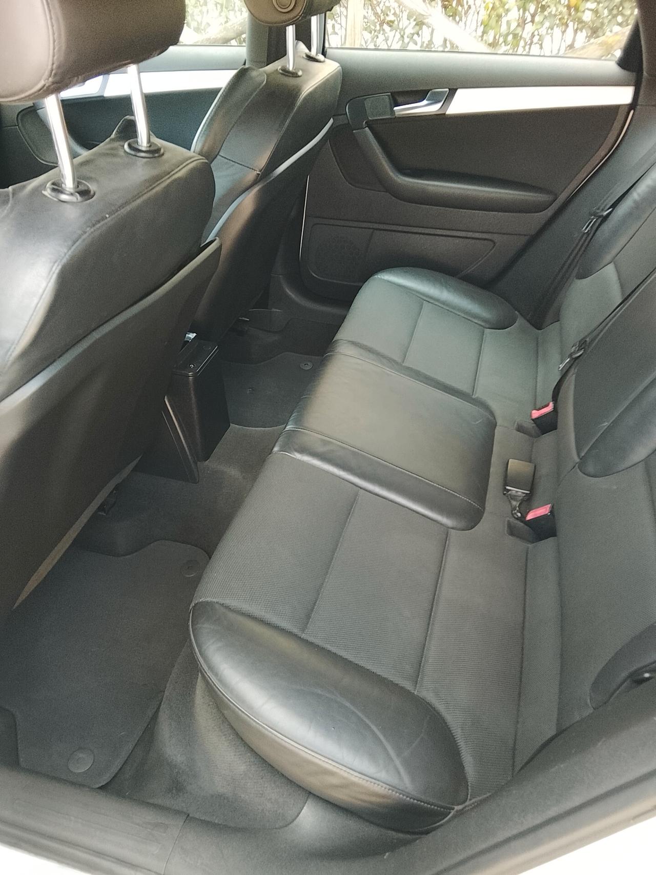 Audi A3 SPB 2.0 16V TDI quattro Ambition