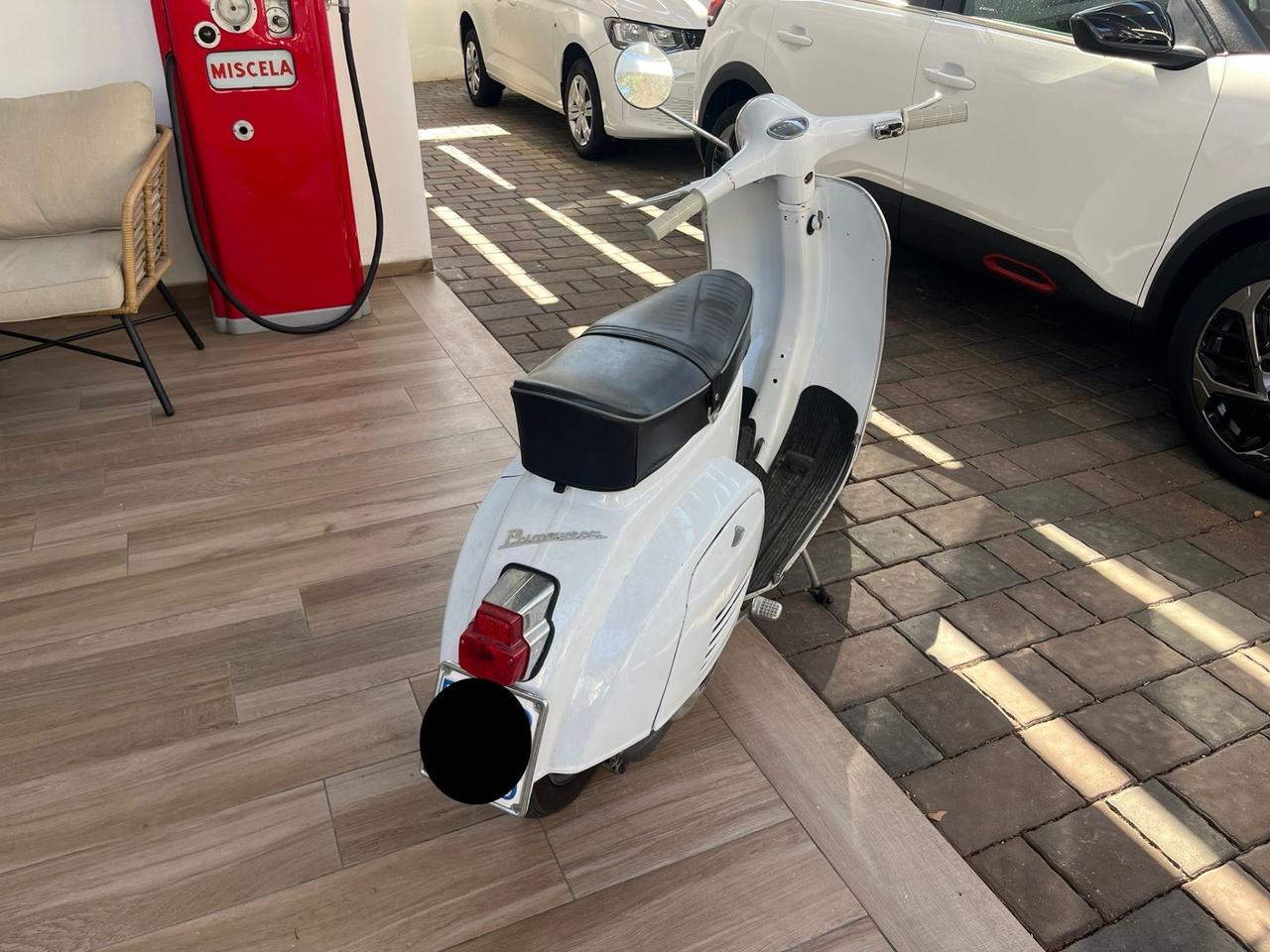 Piaggio Vespa 125 Primavera