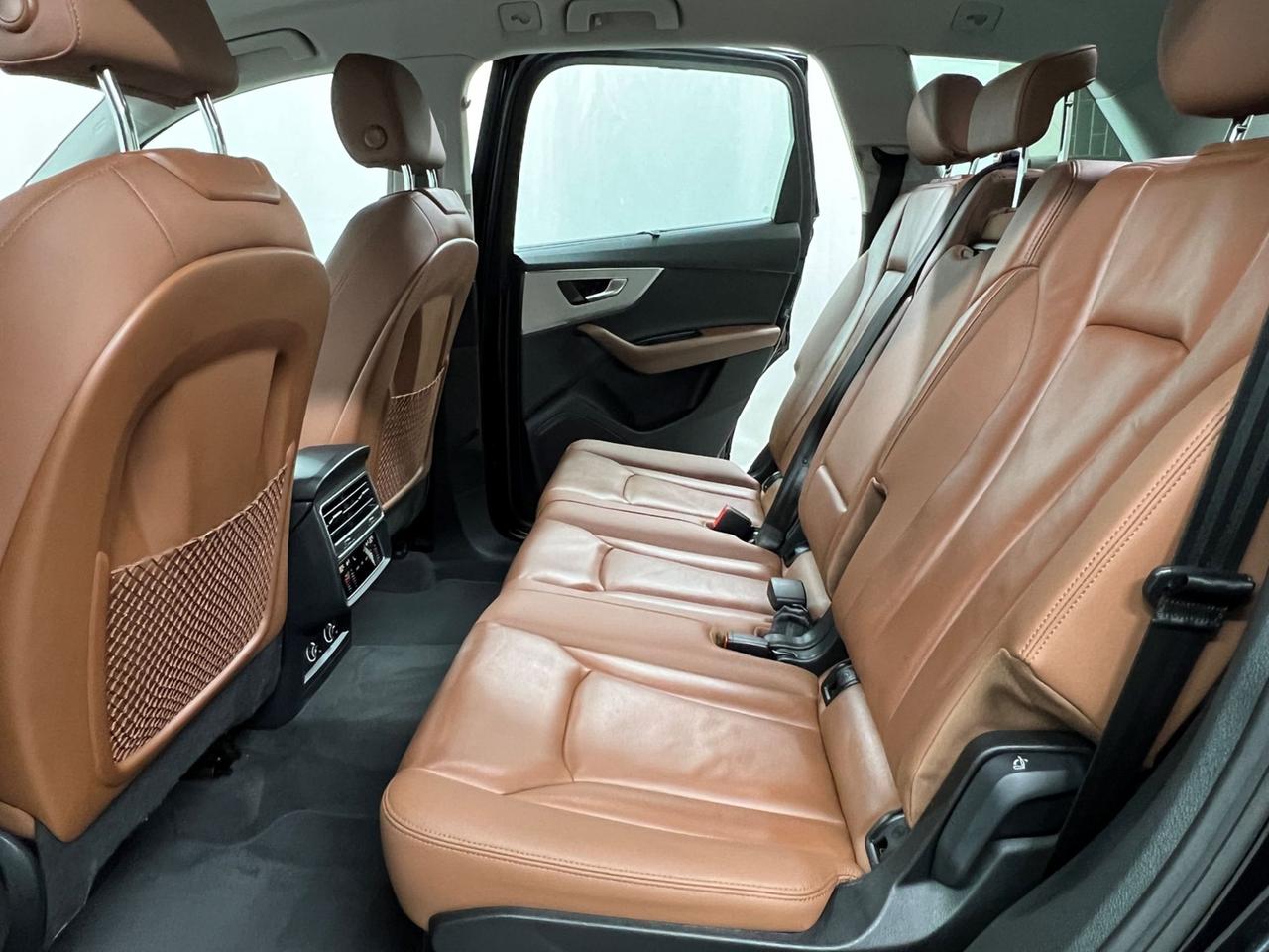 AUDI Q7 II 2019 Q7 50 3.0 tdi mhev Business quattro tiptronic