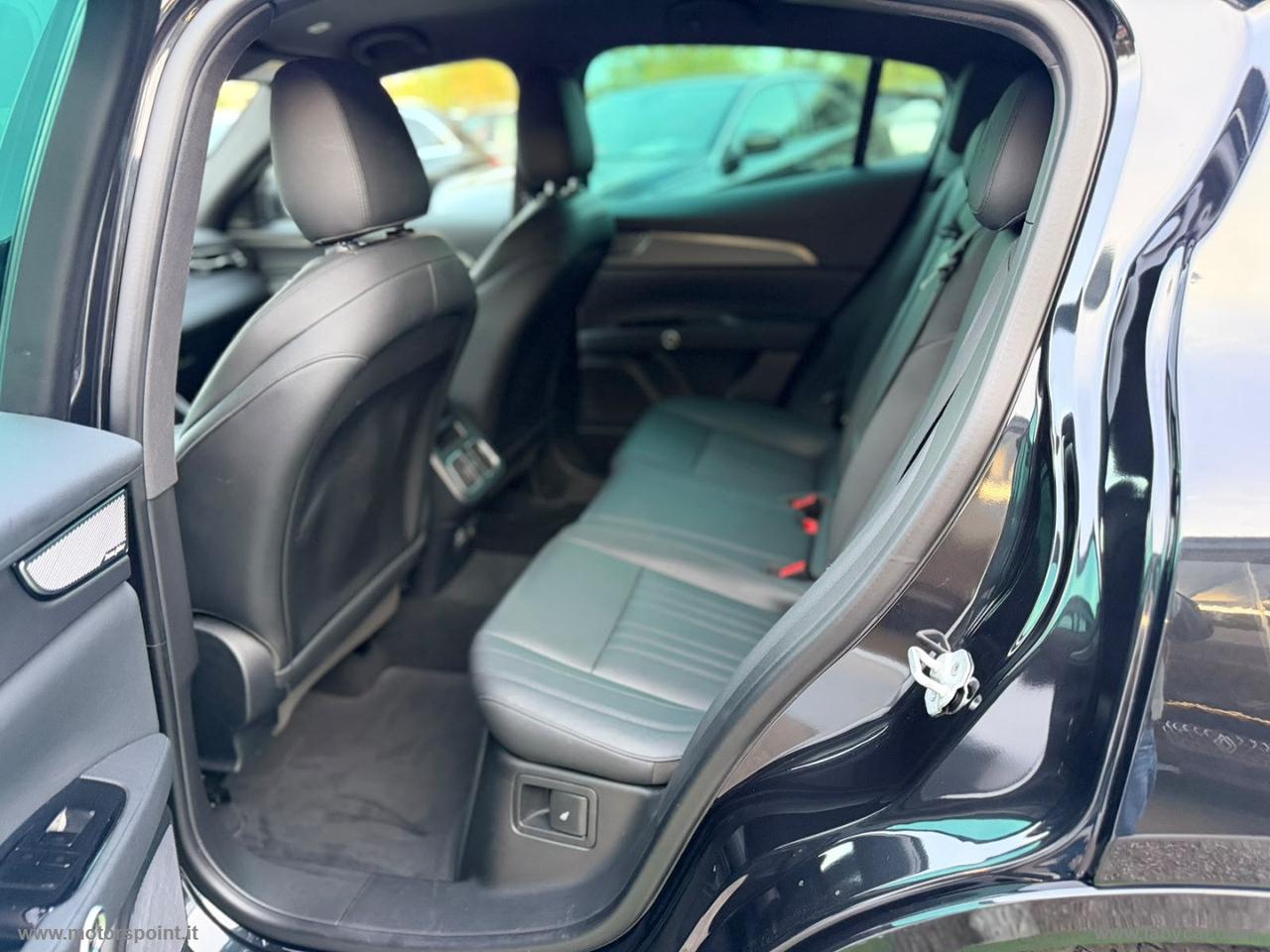 MASERATI 2.0 MHEV 300 CV GT SOLO 10.000 KM!!!