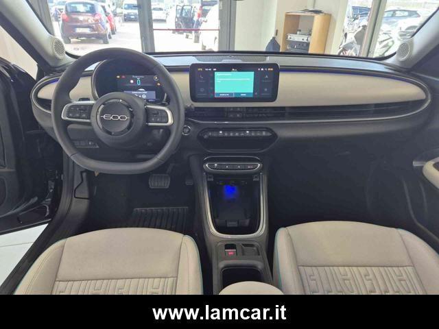 FIAT 600 Hybrid 100 CV DCT MHEV La Prima