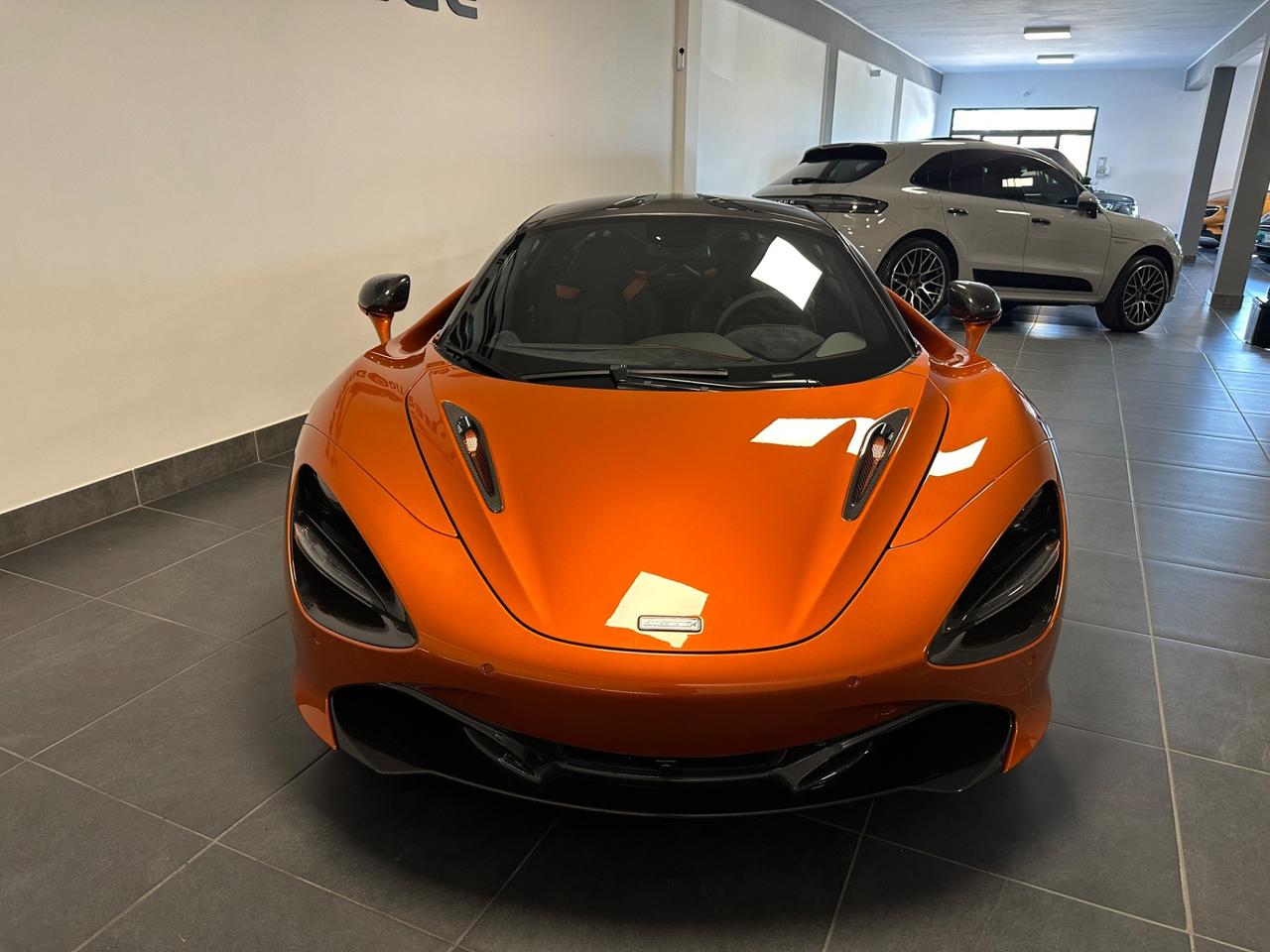 MCLAREN 720 S PERFORMANCE TRACK PACK MSO