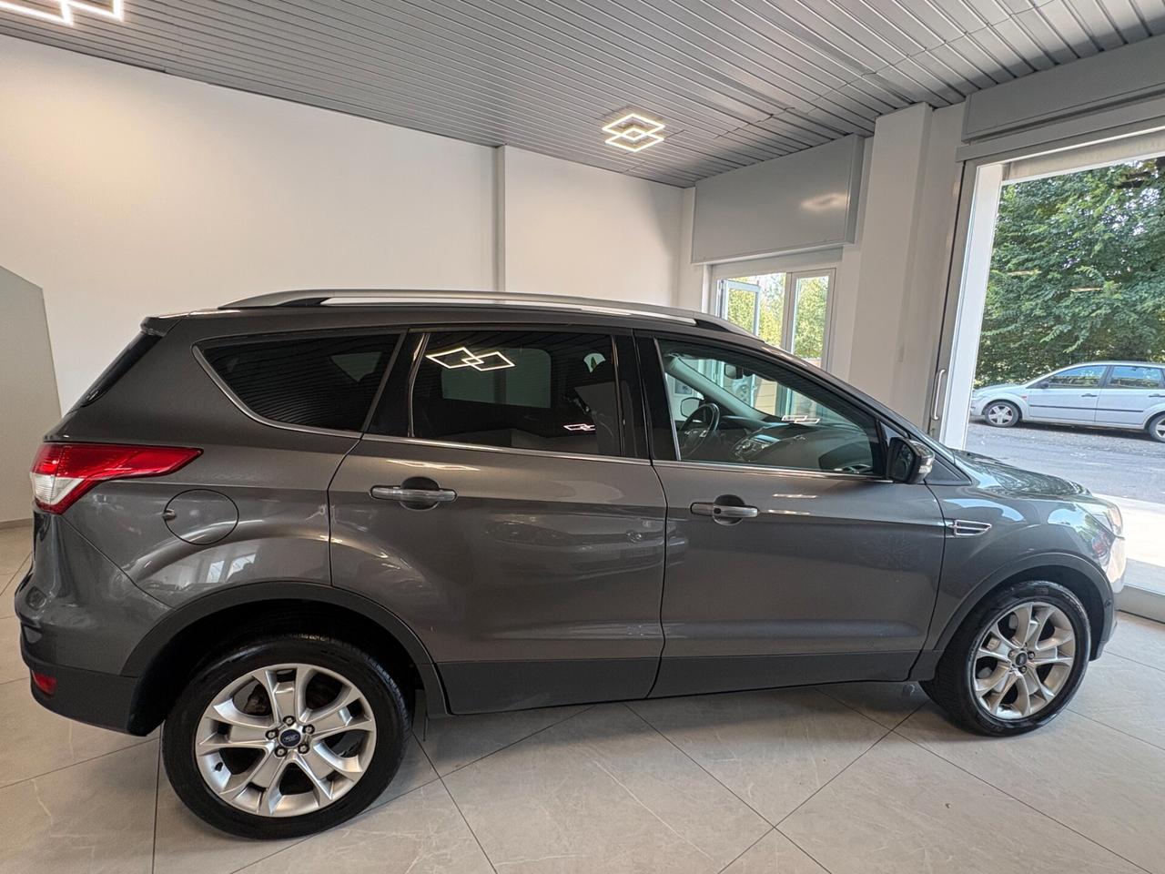 Ford Kuga 2.0 TDCI 163 CV 4WD Powershift Titanium X