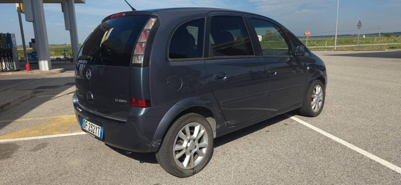 Opel Meriva 1.7 CDTI 101CV Cosmo