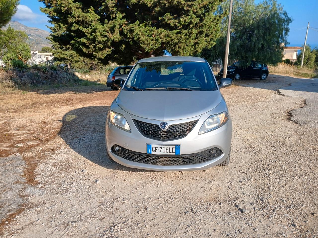 Lancia Ypsilon 1.0 Benzina