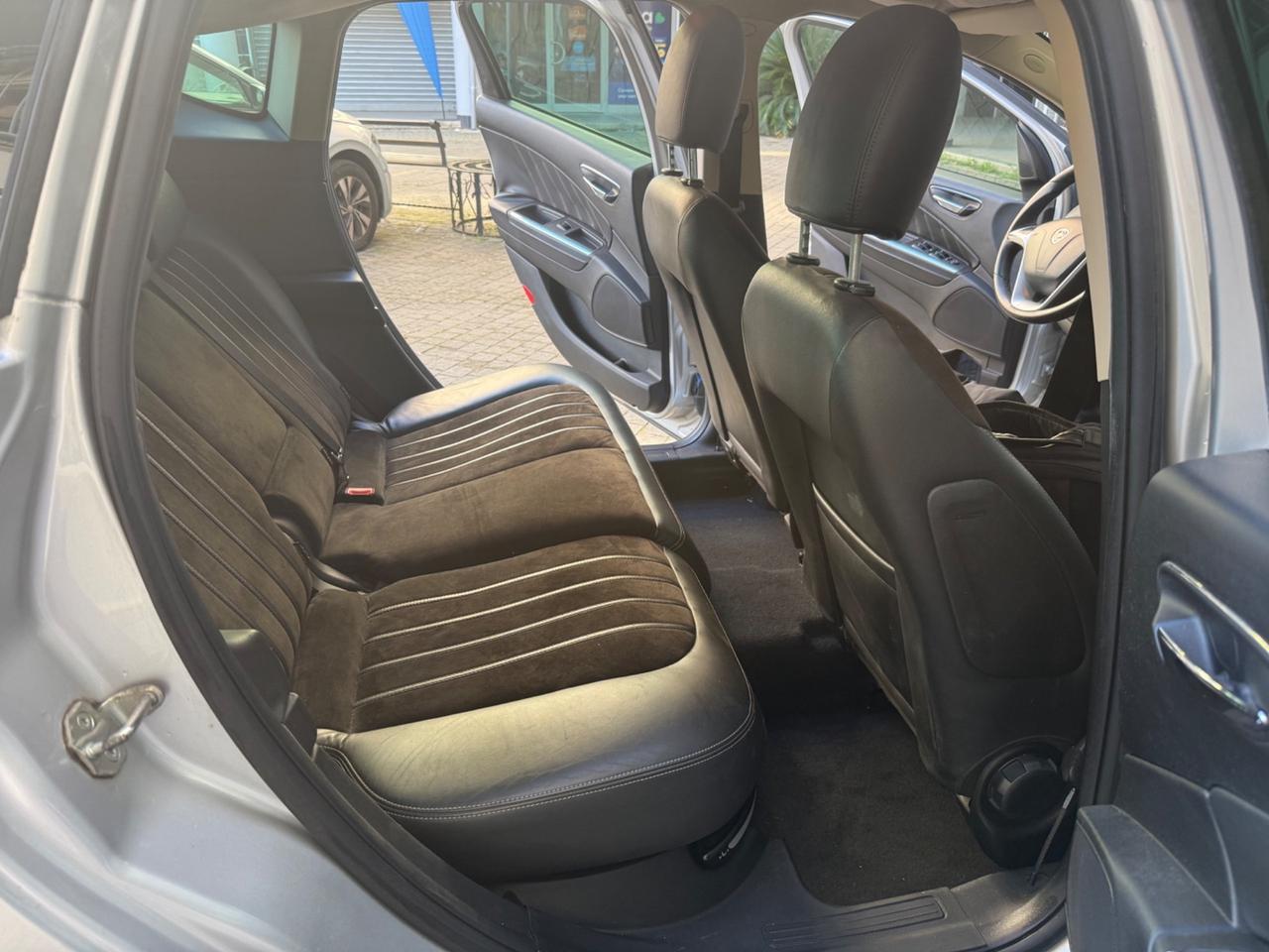 Lancia Delta 1.6 MJT DPF Platino