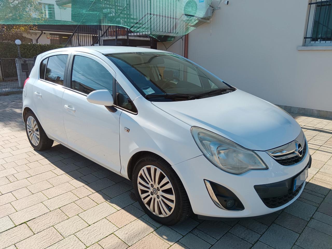 Opel Corsa 1.3 CDTI 75CV 5 porte Cosmo