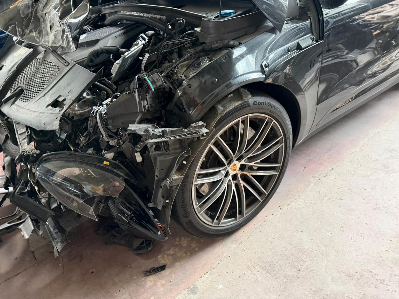 Porsche Macan 2.0 T 265cv 12-2022