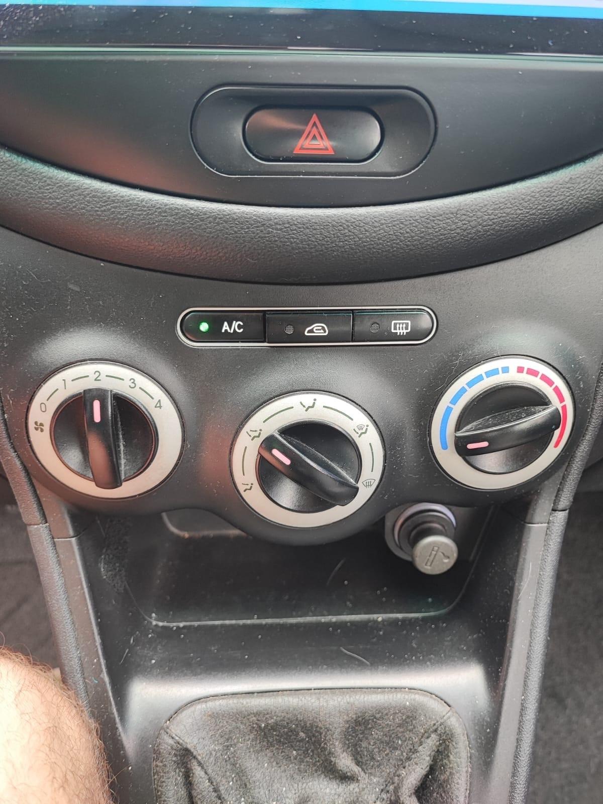 Hyundai i10 1.1 12V BlueDrive GPL