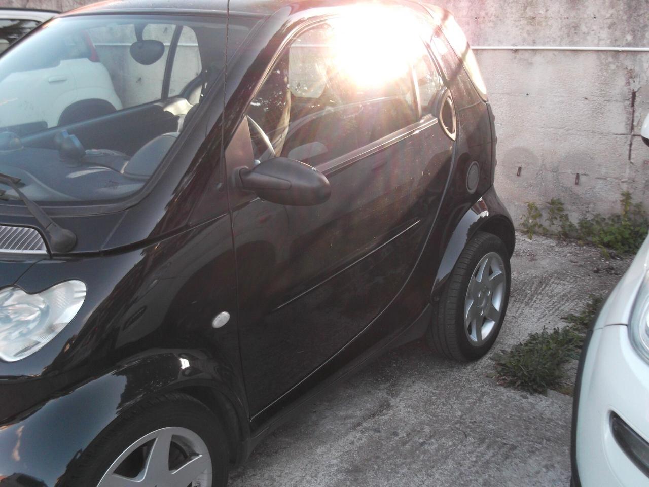 Smart ForTwo 700 coupé passion (45 kW) - 02