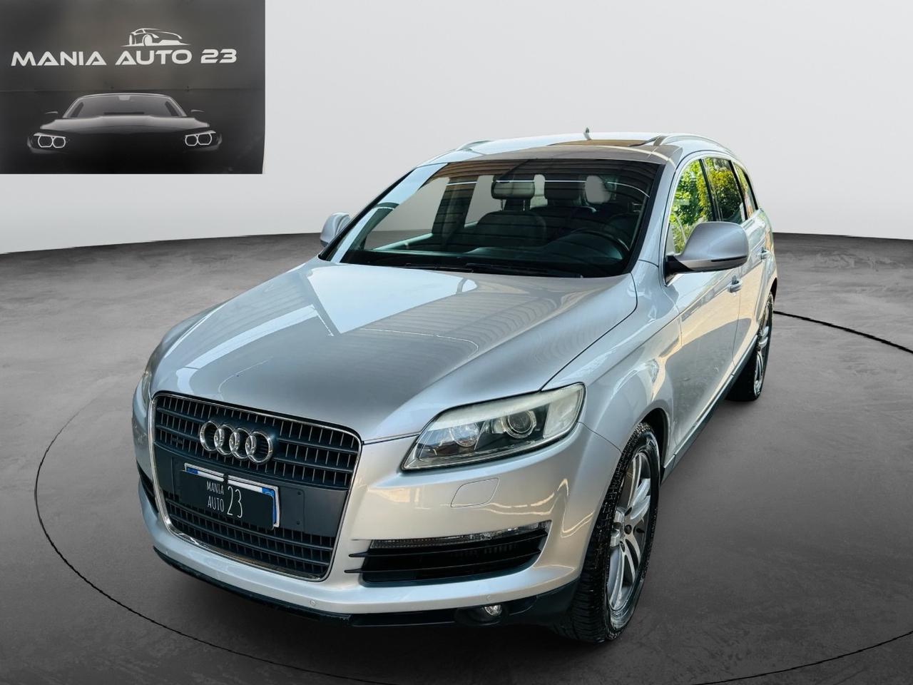 Audi Q7 3.0 V6 TDI quattro S tronic *TETTO PANORAMA*7 POSTI*