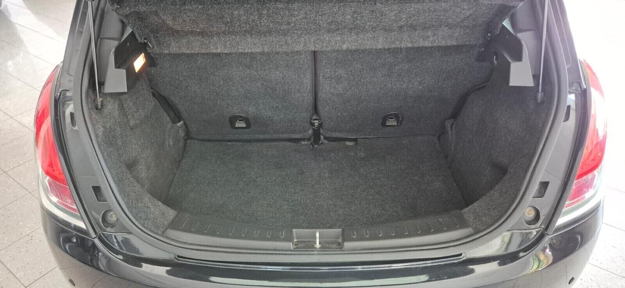 Lancia Ypsilon 1.3 MJT 95 CV S&S Platinum Full Optionals