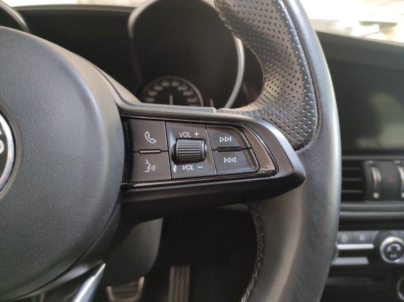 ALFA ROMEO Giulia (2016) - Giulia 2.2 Turbodiesel 160 CV AT8 Sprint