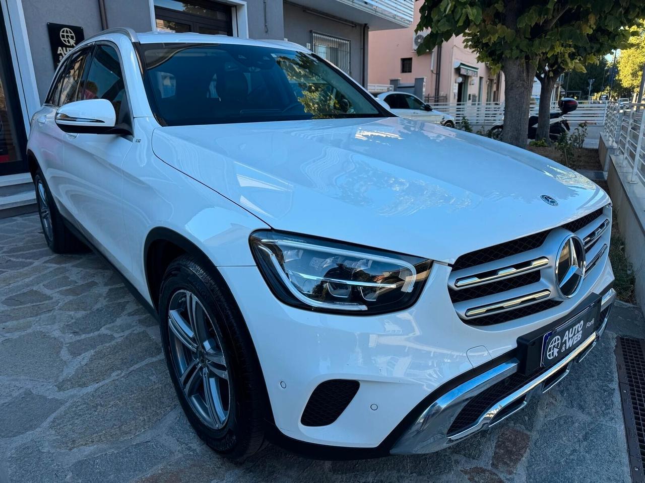MERCEDES GLC 200 d 4MATIC SPORT