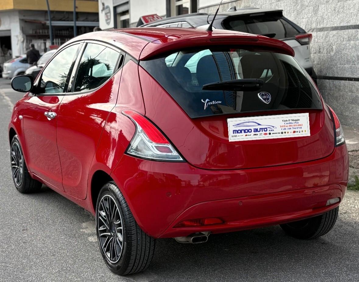 Lancia Ypsilon 1.2 70 CV ECOGPL 5 PORTE GOLD