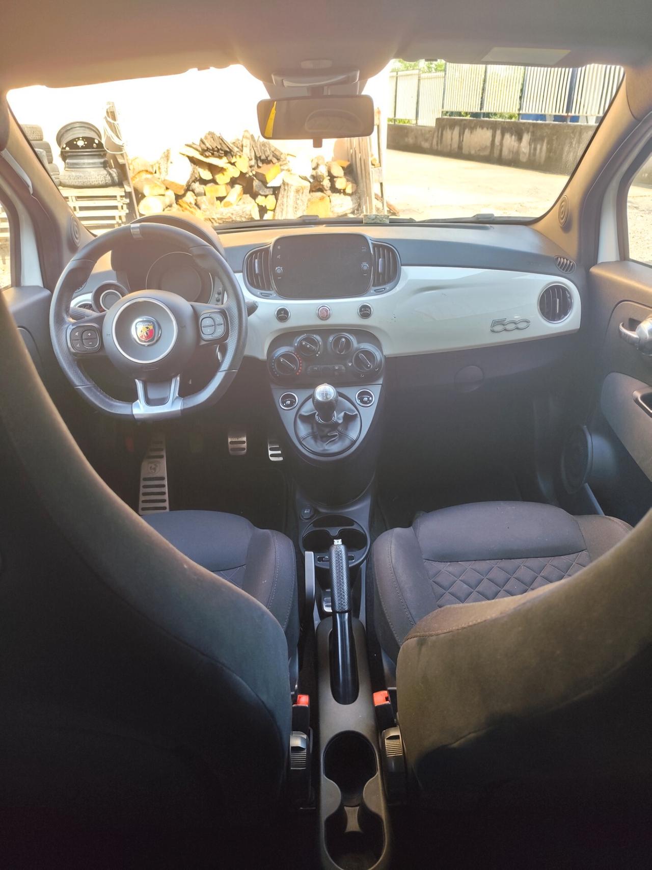 Abarth 595 1.4 Turbo T-Jet 165 CV