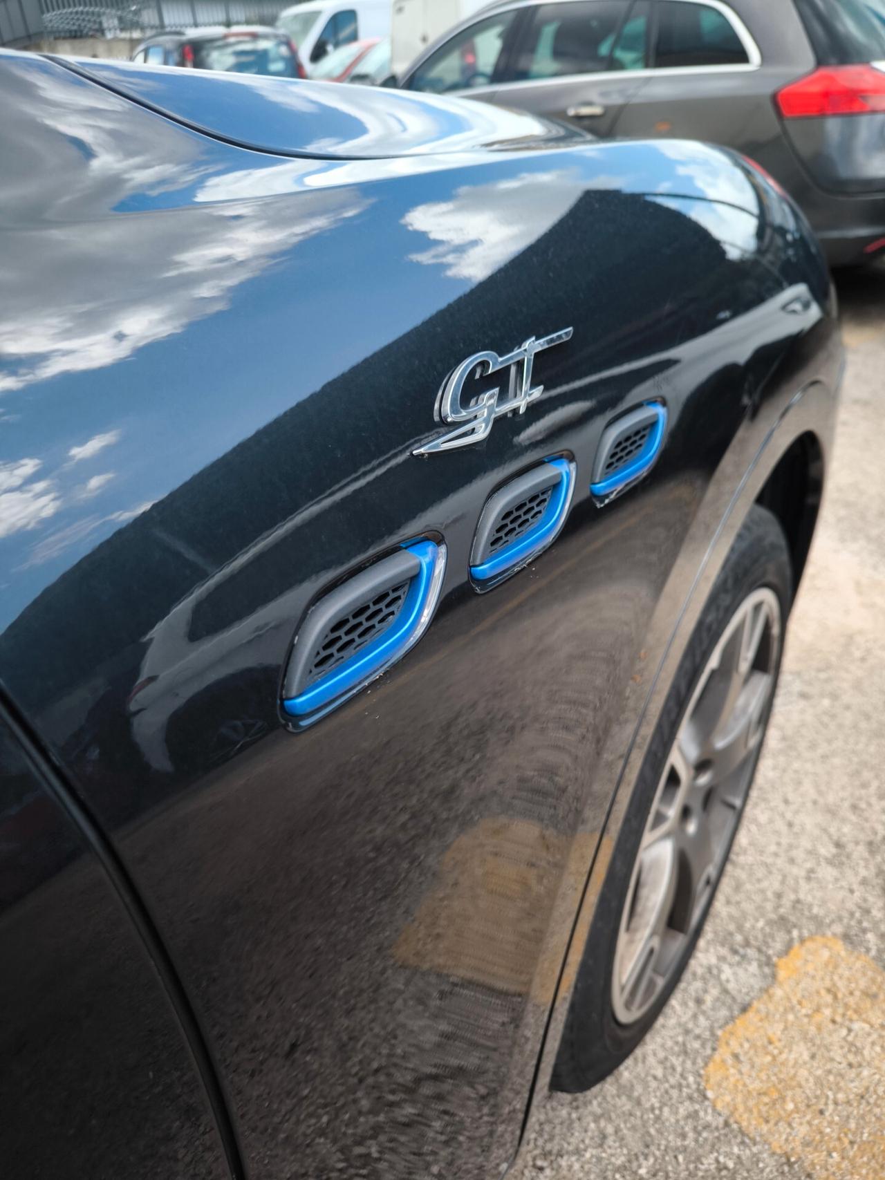 Maserati Levante MHEV 330 CV AWD GT full blackTetto panoramico