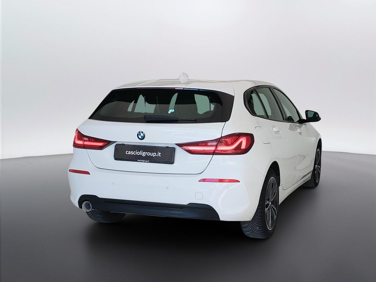 BMW Serie 1 F40 - 116d Sport auto