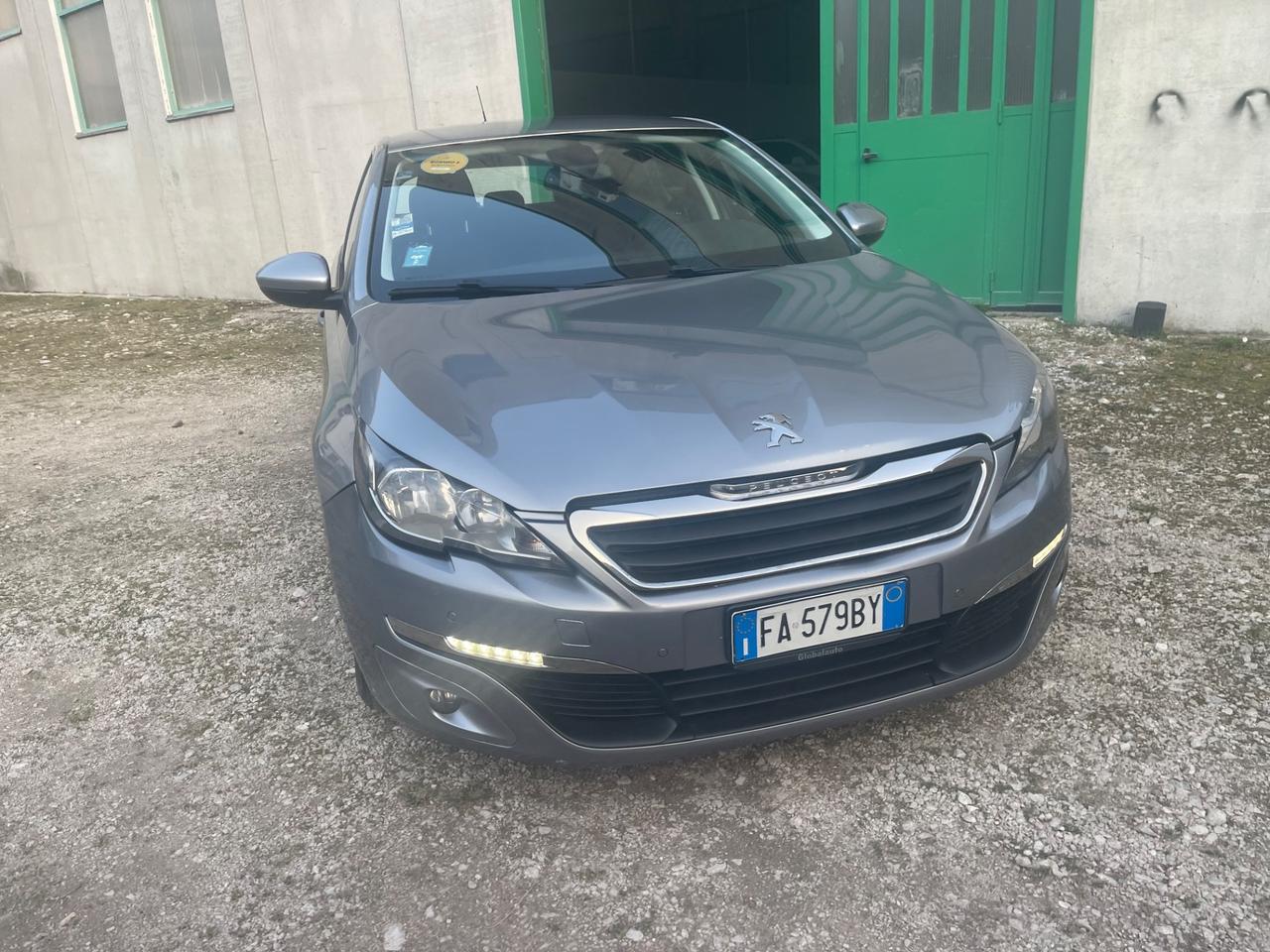 Peugeot 308 BlueHDi 100 S&S SW Business