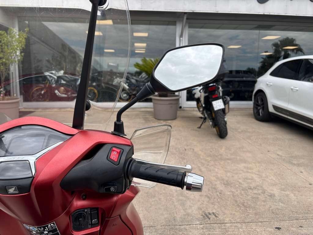 Honda SH 350 2021 / KM 26.000 Tuo a solo 36 Euro al mese
