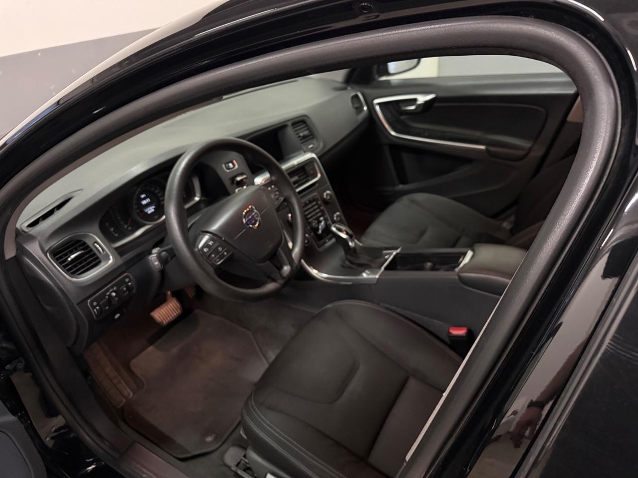 Volvo V60 D2 Business